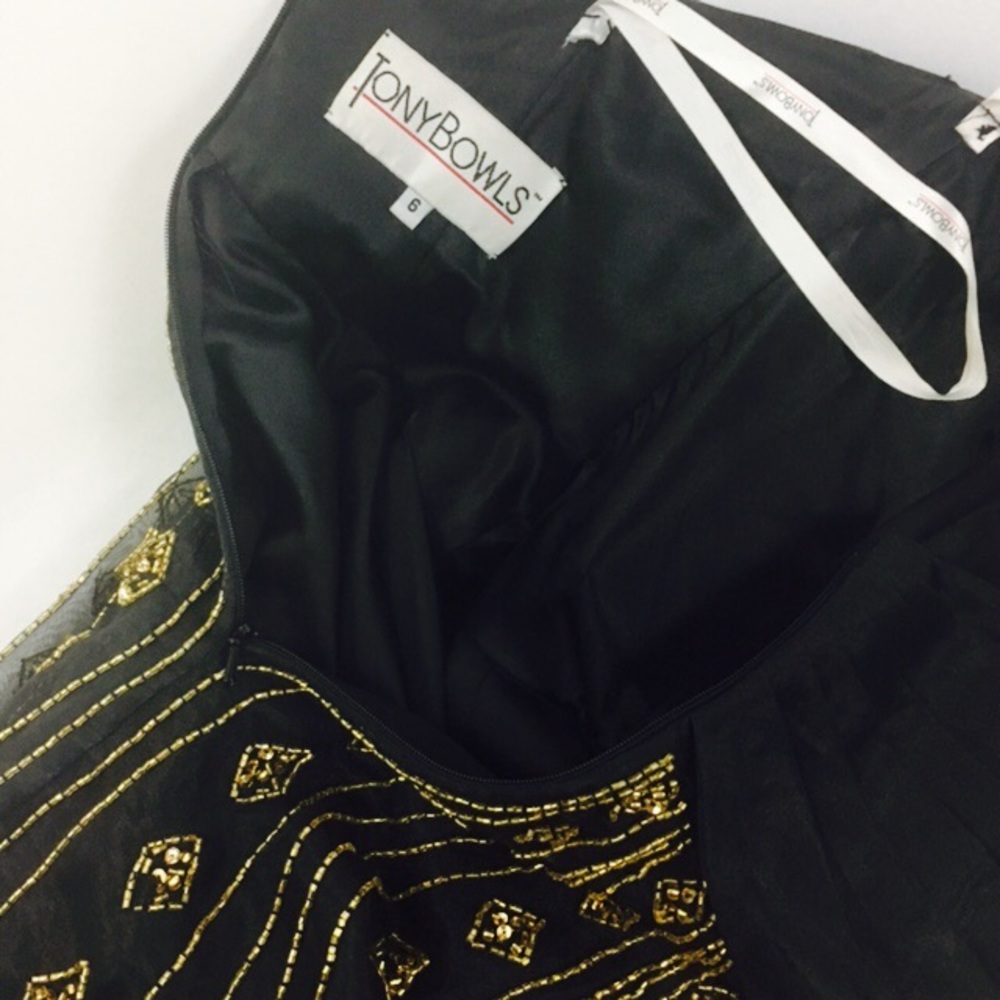 ✨Tony Bowls✨ Black and Hold Cocktail Dress - Picture 5 of 5